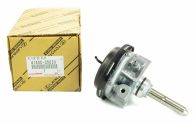 Toyota Front Differential Vacuum Actuator - Surf 185 - 41400-35020